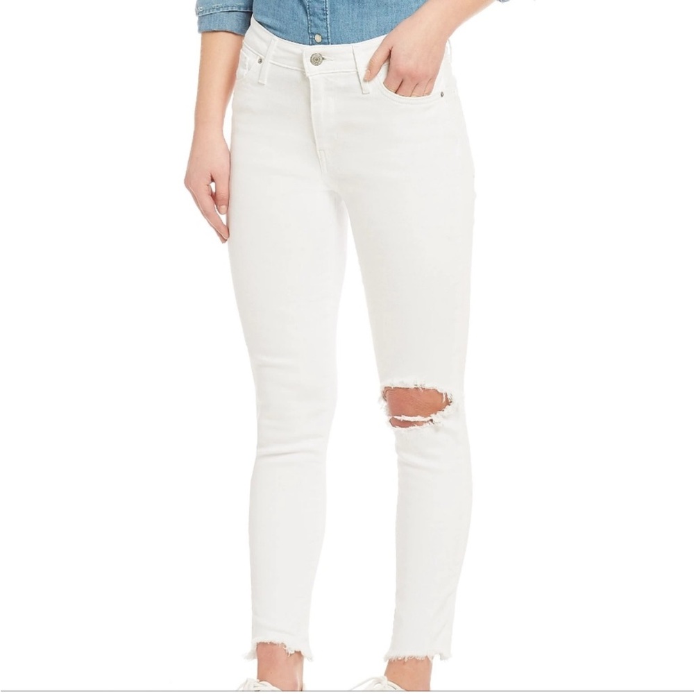 NEW Levi’s 721 High Rise Skinny White Jeans Size 6 / 28